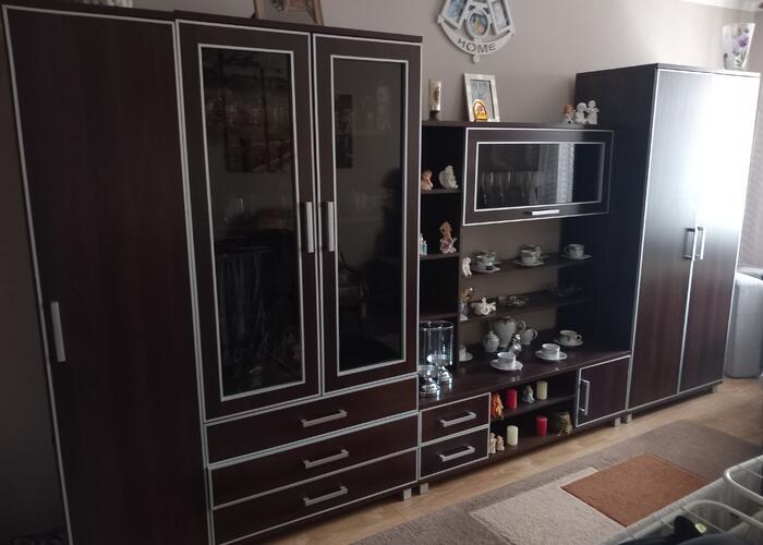 Grajewo ogłoszenia: Sprzedam segmencik. 
Stan bdb.
Długość  340 cm
Wysokość  186